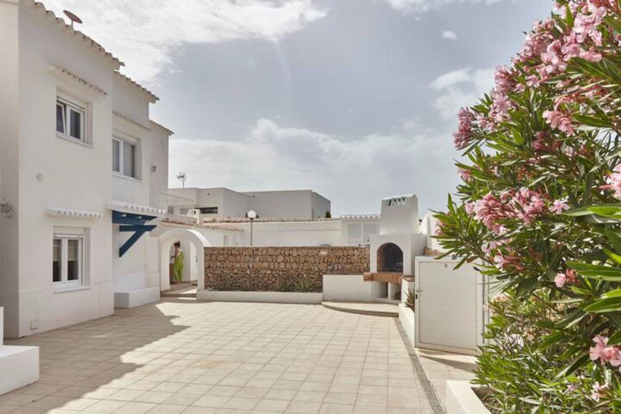 Arenal D'En Castell North Appartement Es Mercadal Buitenkant foto